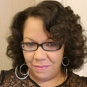 Meet your Posher, Charlene